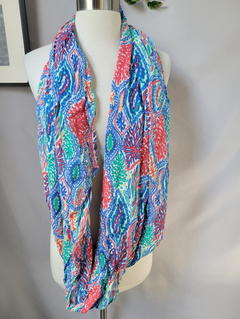 Lilly Pulitzer Riley Infinity Loop Scarf Let Minnow